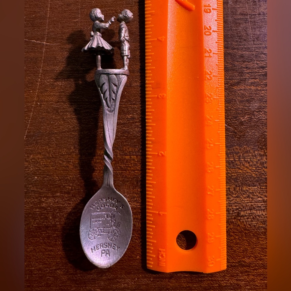 Hershey’s cocoa, Hershey PA pewter, twisted collectible spoon, children topper - Picture 4 of 6